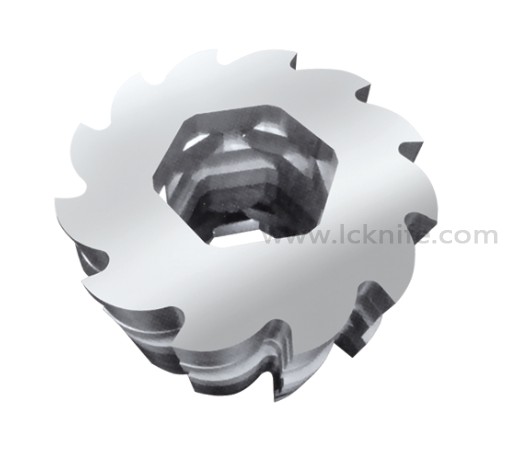 What are the advantages of dual-shaft shredder blades?